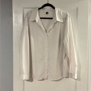 SHEIN Curve 2x Classic White Button Down Blouse